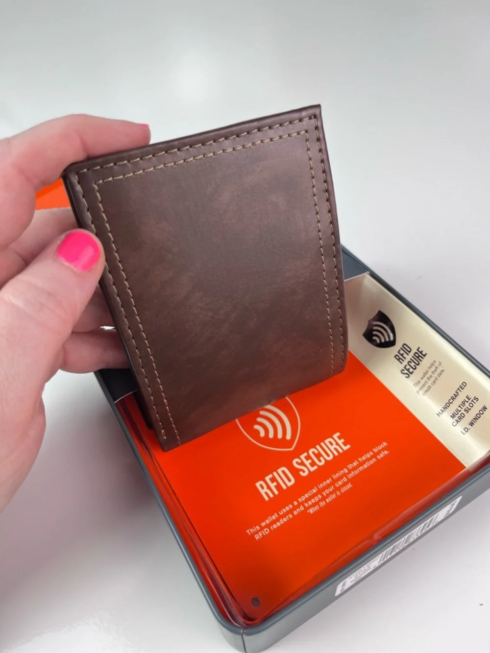 Men’s Dockers Extra Capacity Slim Fold Slimfold Wallet Brown New in Box NWT